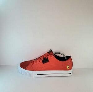 Puma Ferrari Size 10.5 red